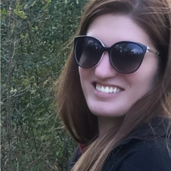 Kate Spade Sunglasses with Case and Cleaning Cloth - Picture 5 of 6